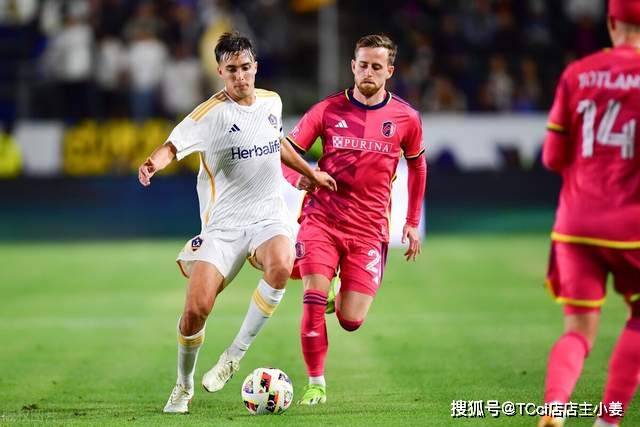 欧联杯-勒沃库森狂射23脚无果 罗马1-0杀进决赛